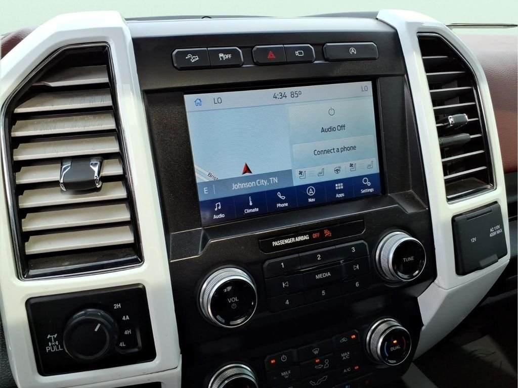 Used 2020 White Ford Platinum image 21