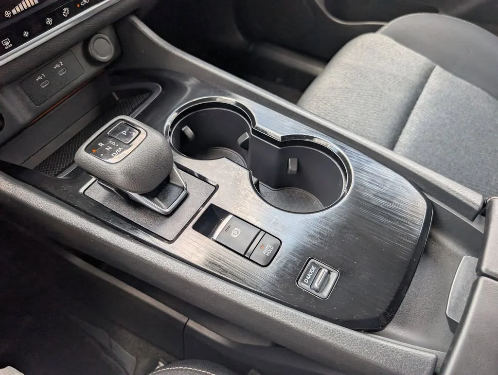 Used 2024 Gray Nissan SV image 23