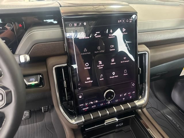 2026 GMC Yukon Denali Ultimate - Photo 13