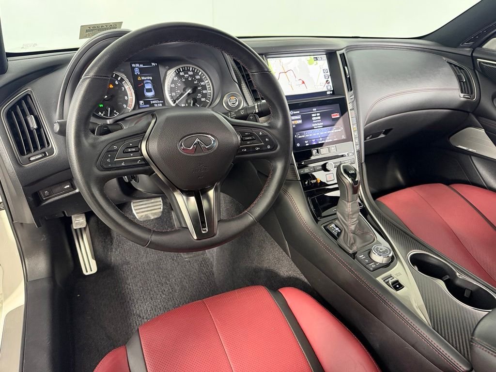 Used 2022 White INFINITI Red Sport 400 image 12