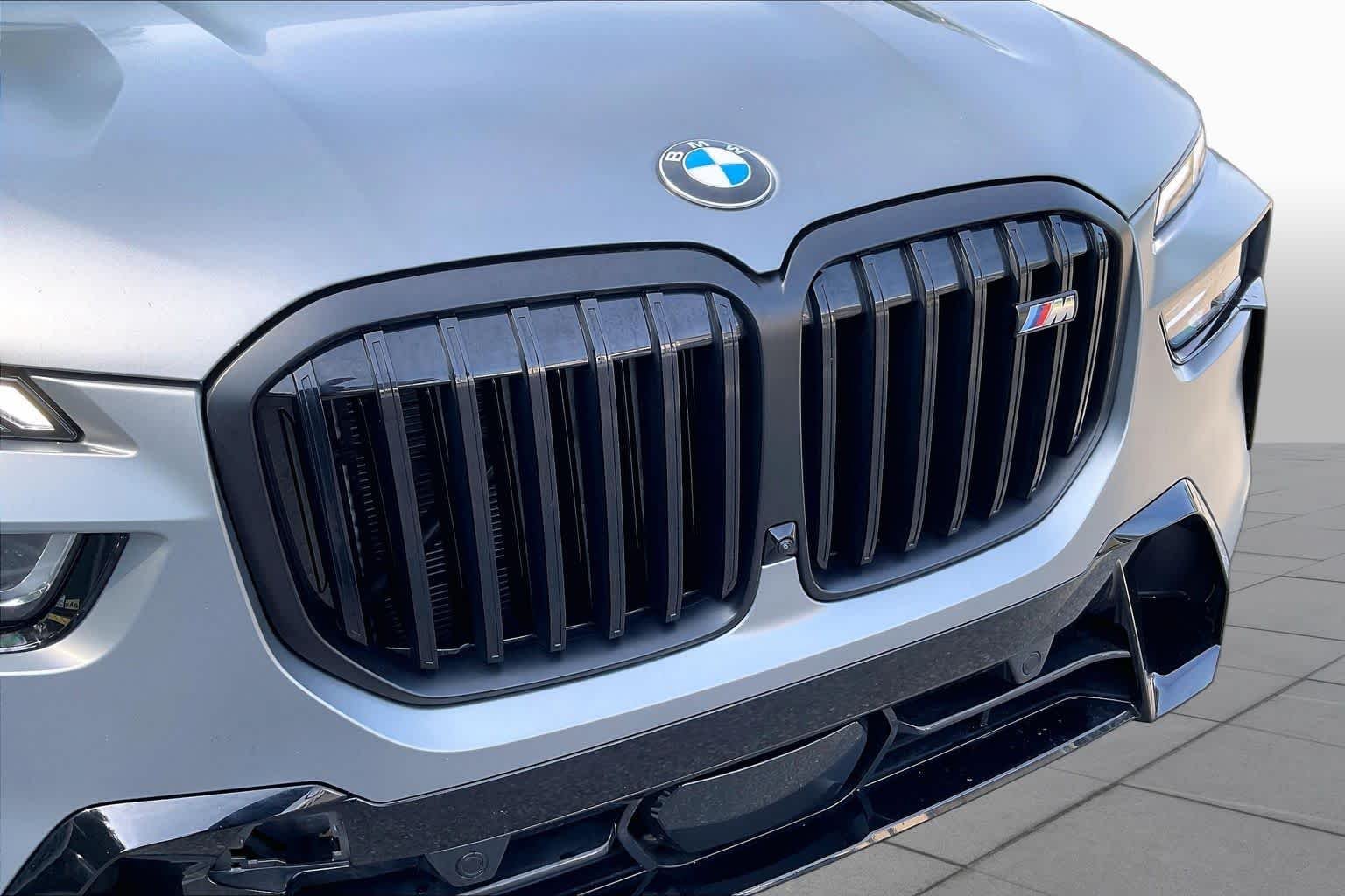 Used 2024 Frozen Pure Grey Metallic BMW M60i image 30