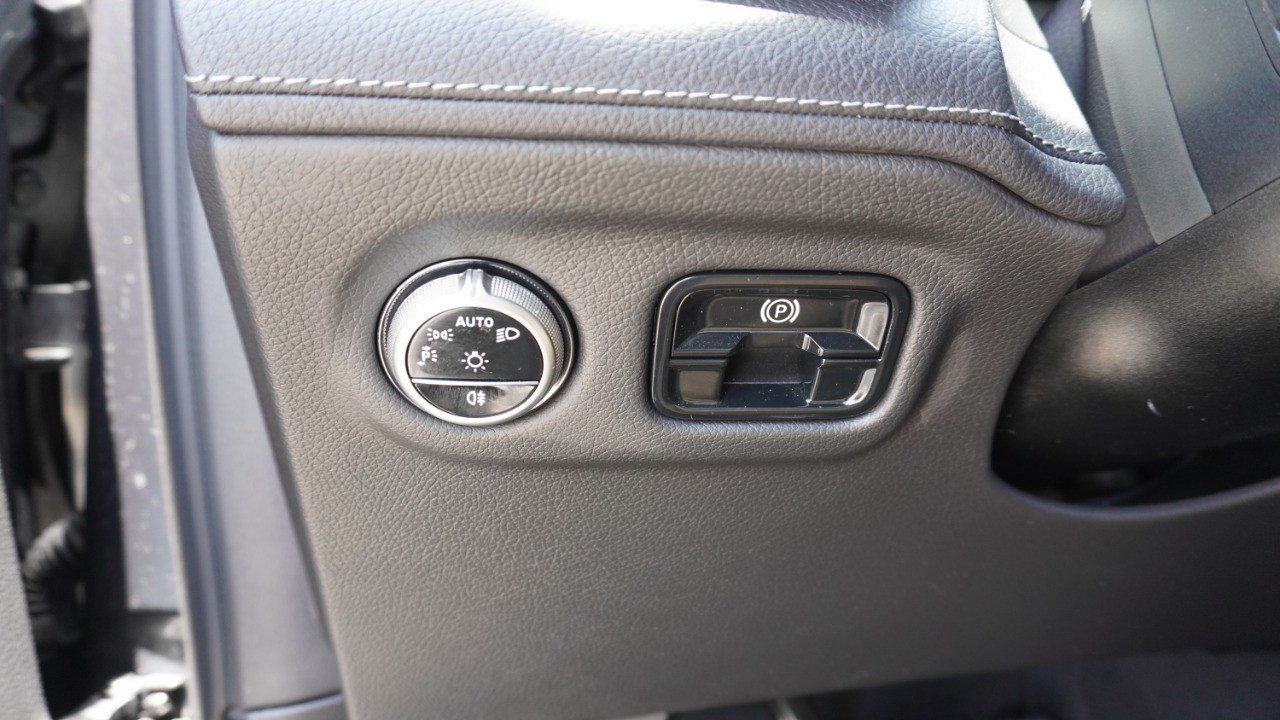 Used 2023 Gray Mercedes-Benz EQE 350 image 21