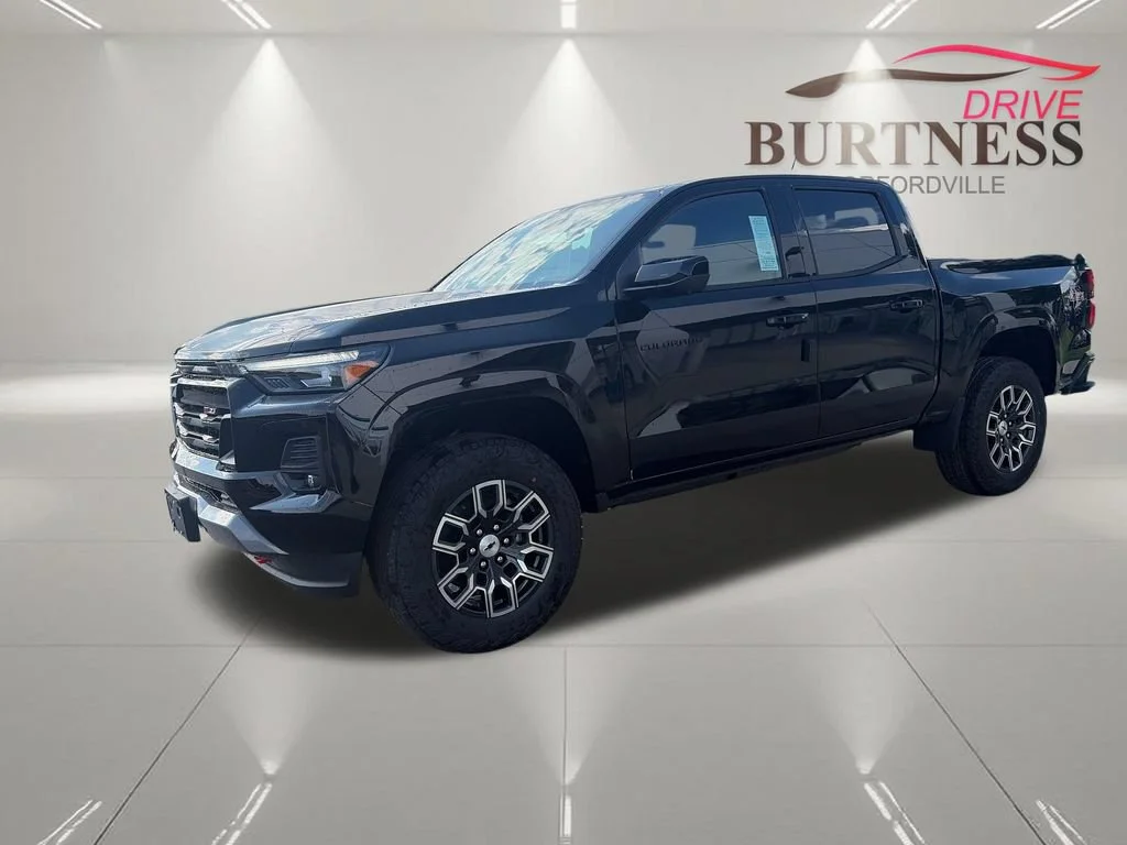 New 2026 Black Chevrolet Z71 image 4
