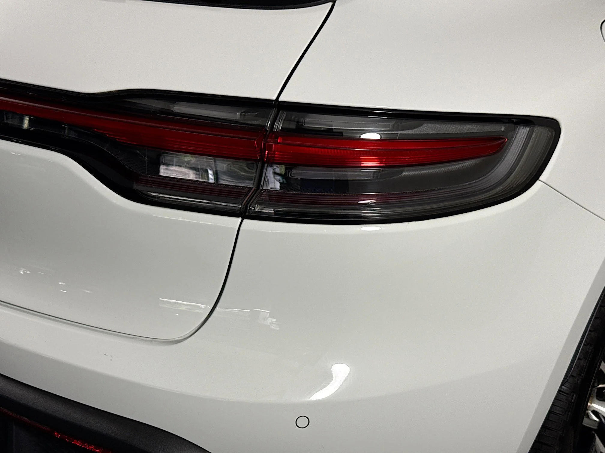 Used 2023 Carrara White Metallic Porsche Base image 30