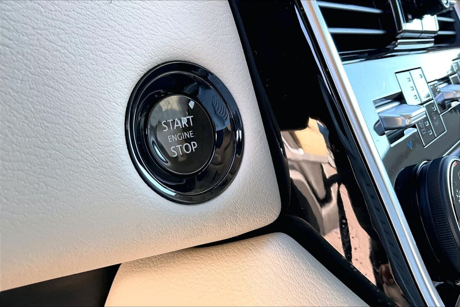 New 2026 Deep Ocean Blue Pearl Nissan Platinum image 19
