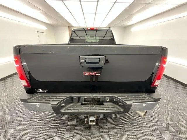 Used 2014 Black GMC SLT image 19