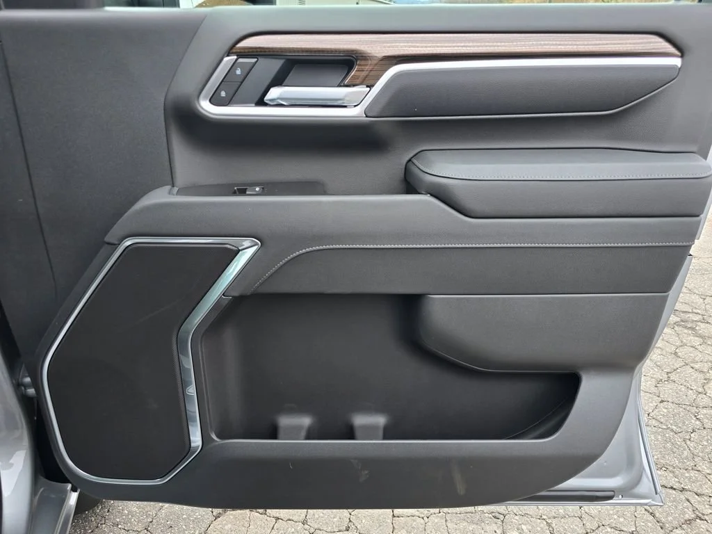 2026 Chevrolet Silverado 3500 HD LT - Photo 36