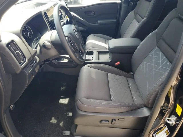 2026 Nissan Frontier SV - Photo 6
