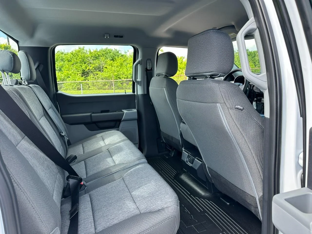 New 2026 Oxford White Ford F-250® XL image 4