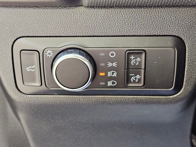 New 2025 Azure Gray Metallic Tri-Coat Ford Big Bend® image 28