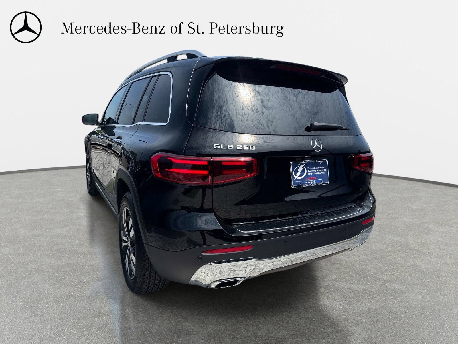 New 2026 Black Mercedes-Benz 250 SUV image 9