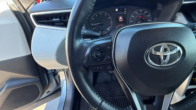 Used 2023 Silver Toyota LE image 27
