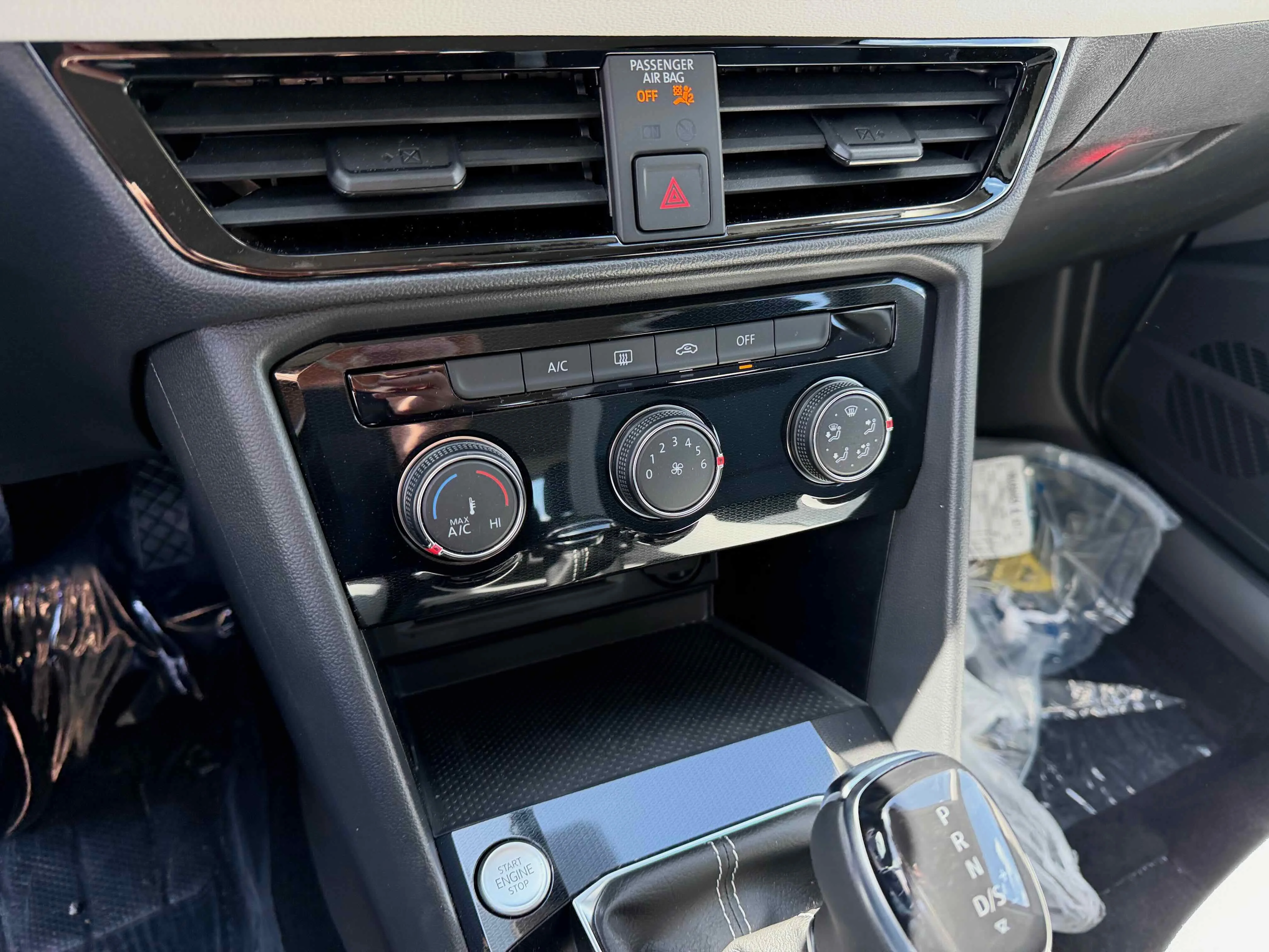 New 2026 Platinum Gray Volkswagen S image 21