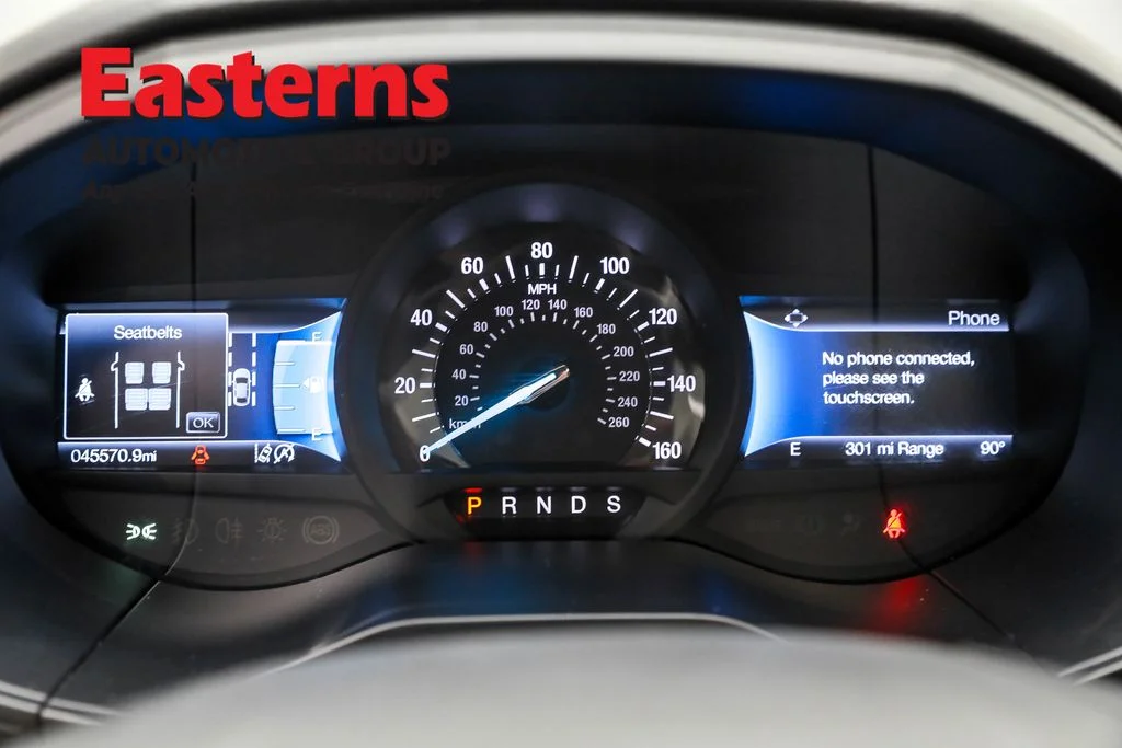 Used 2023 Silver Ford SEL image 18