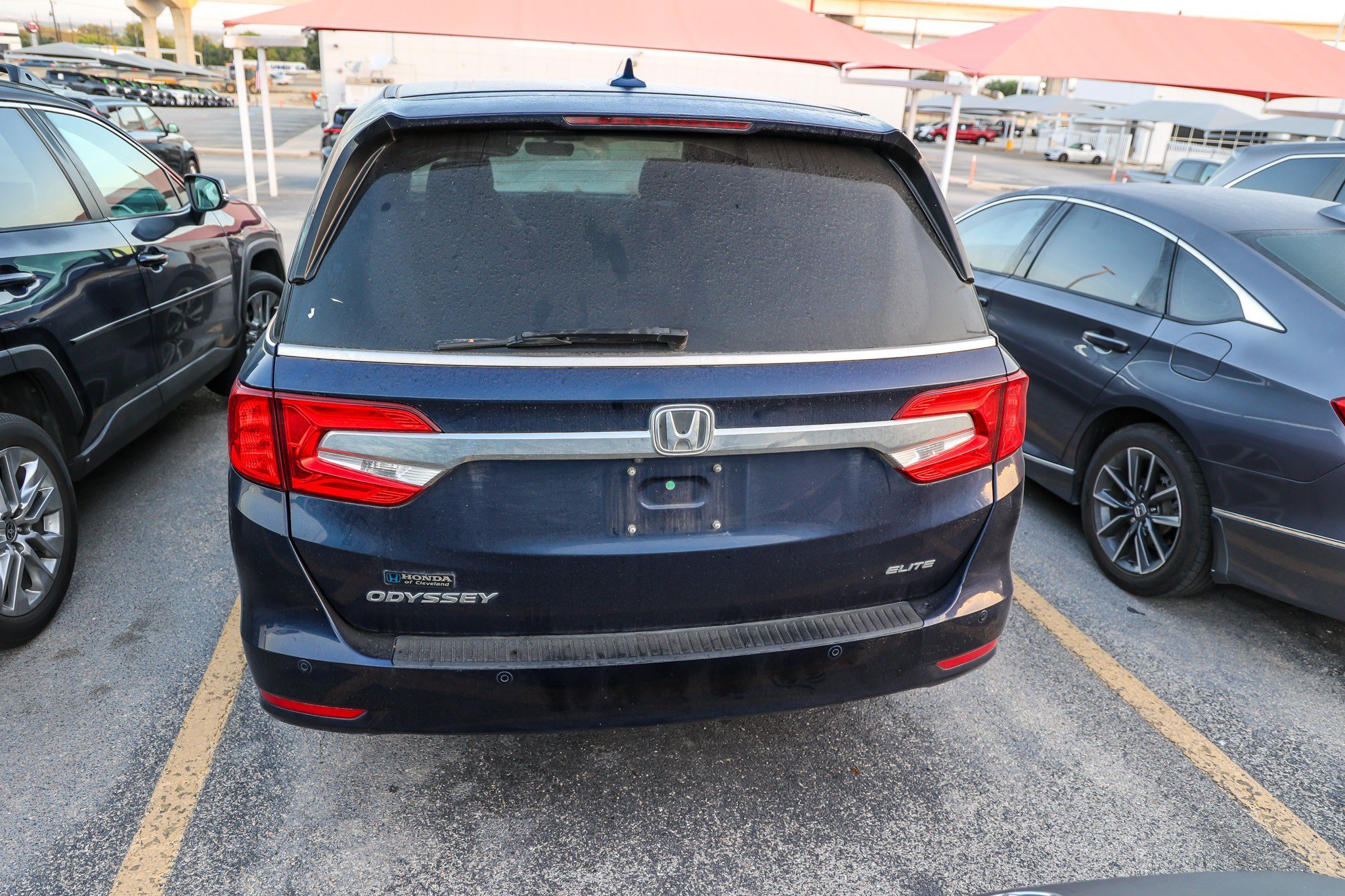 Used 2018 Blue Honda Elite image 9
