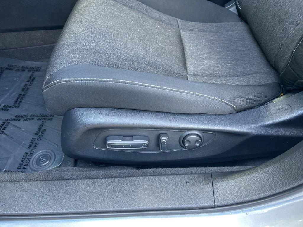 Used 2023 Silver Honda EX image 15