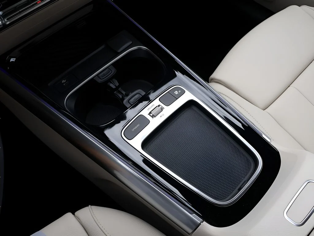 New 2026 Mountain Gray Metallic Mercedes-Benz GLA 250 image 26