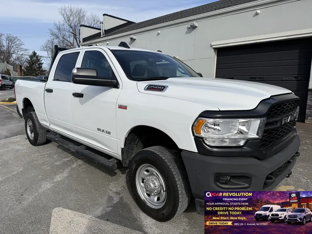 2022 Ram 2500 Tradesman 4X4 CREW CAB 6'4'' BOX