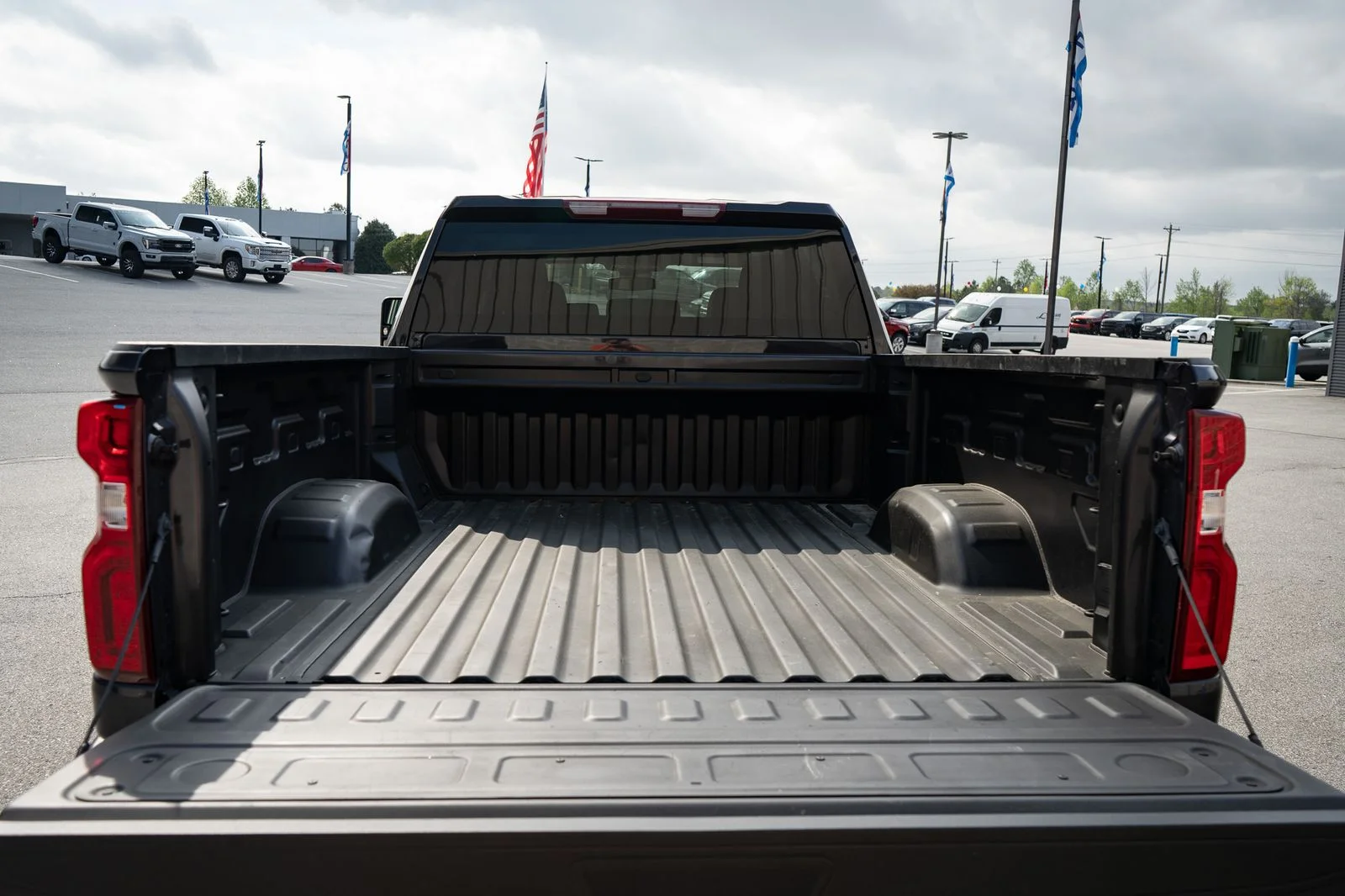 2024 Chevrolet Silverado 2500HD LTZ - Photo 9