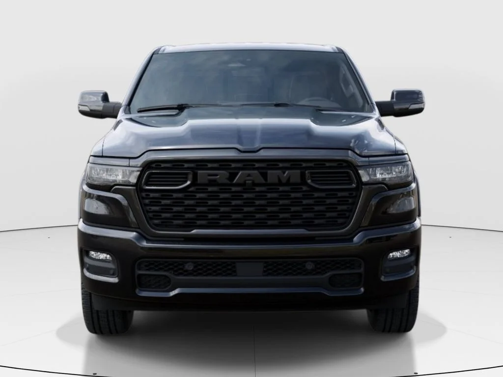 New 2026 Diamond Black Crystal Pearl-Coat Exterior Paint RAM Big Horn/Lone Star image 7