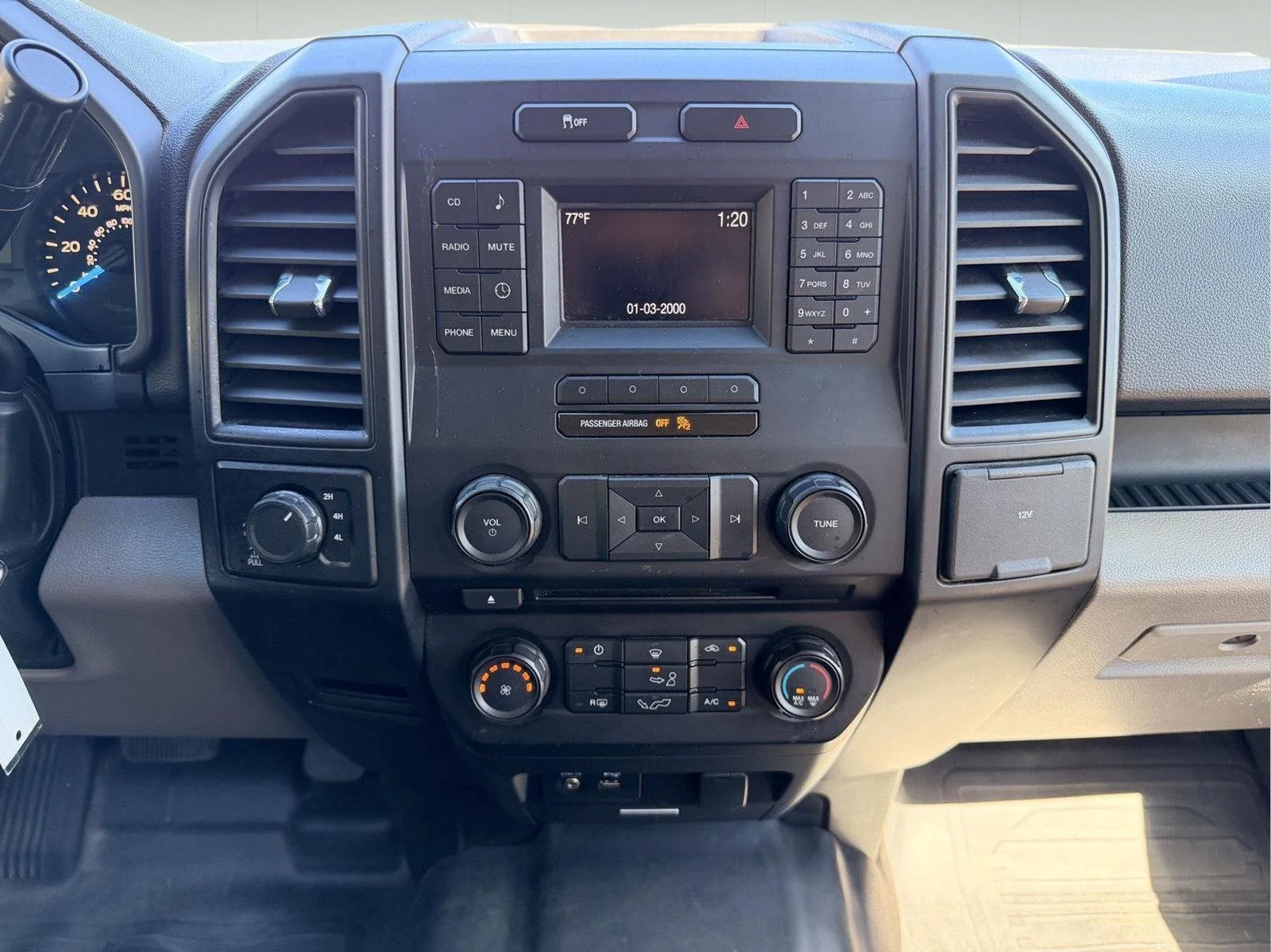 Used 2015 Tuxedo Black Metallic Ford XL image 18