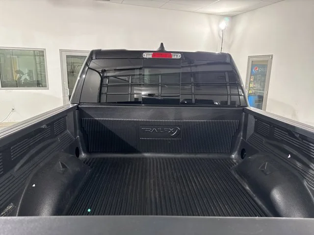 Used 2022 Black Ram Big Horn/Lone Star image 8
