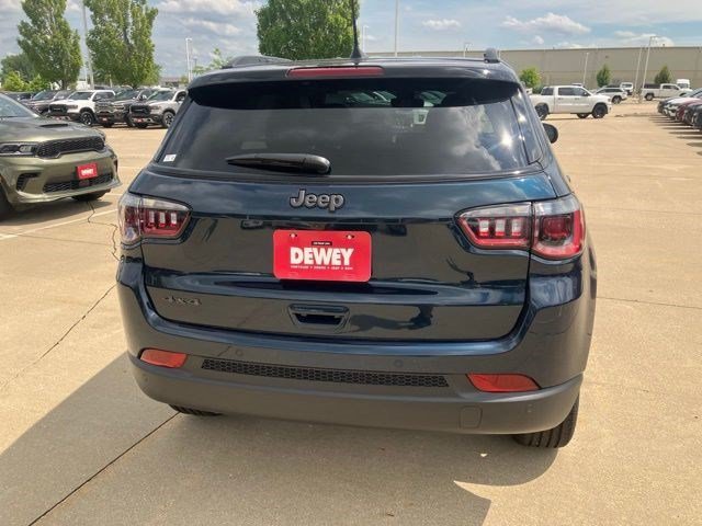 New 2026 Fathom Blue Pearl-Coat Exterior Paint Jeep Limited Altitude image 6