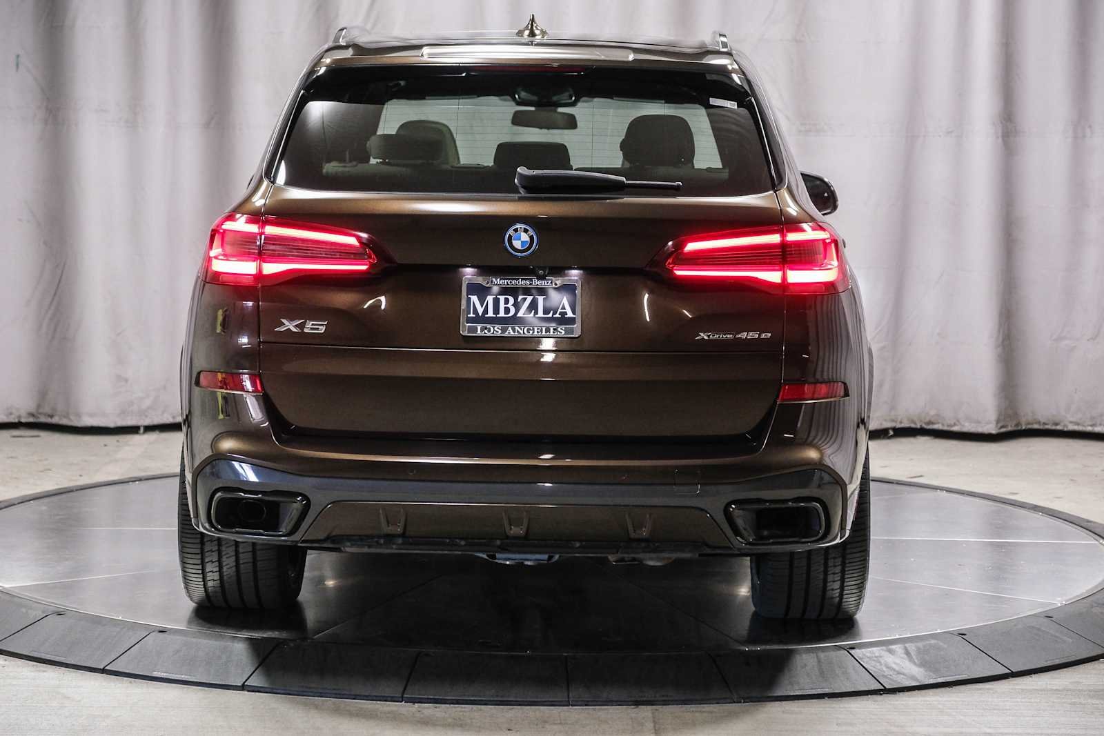 Used 2022 Sparkling Brown Metallic BMW xDrive45e image 3