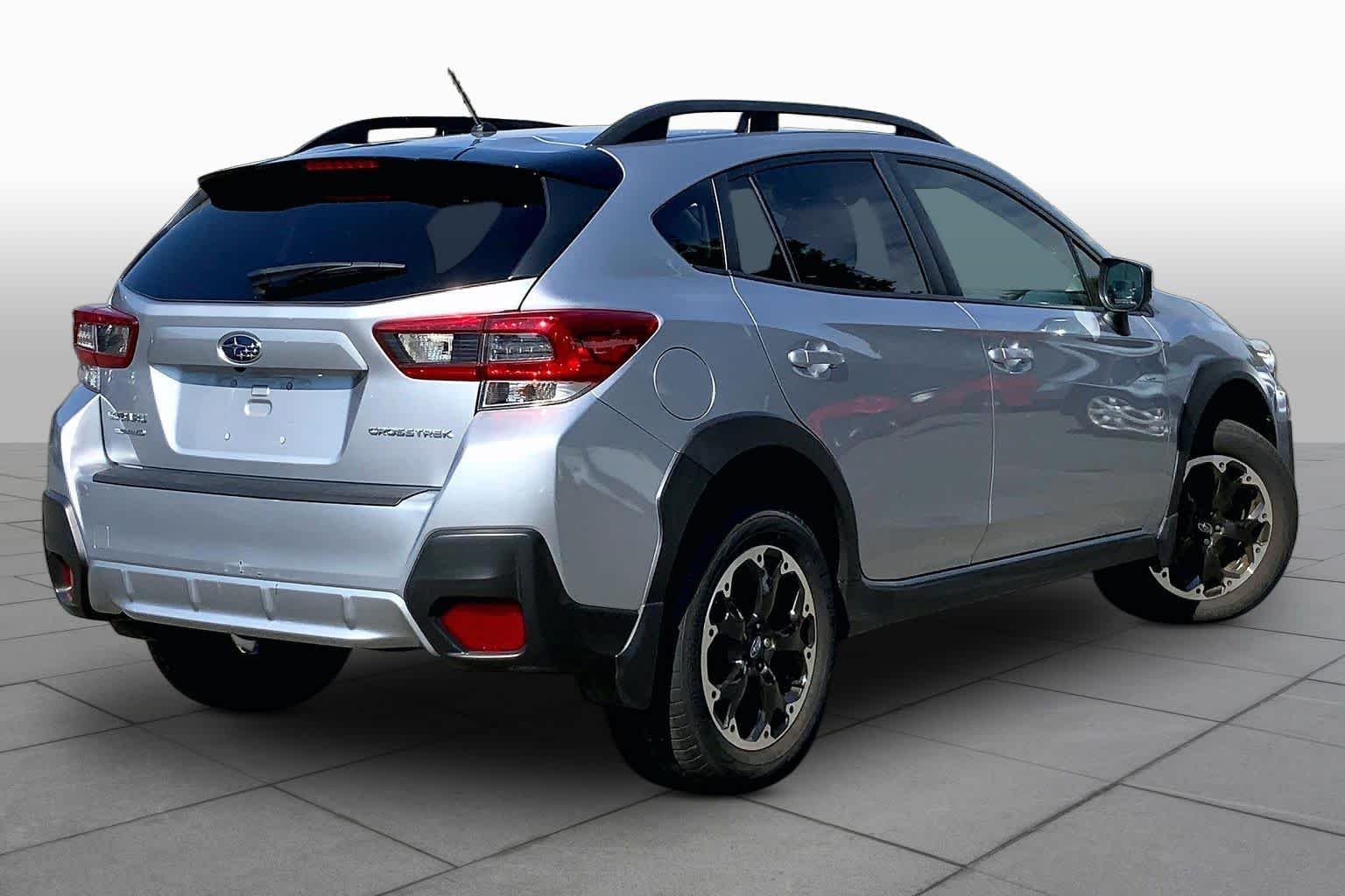 Used 2021 Ice Silver Metallic Subaru  image 13