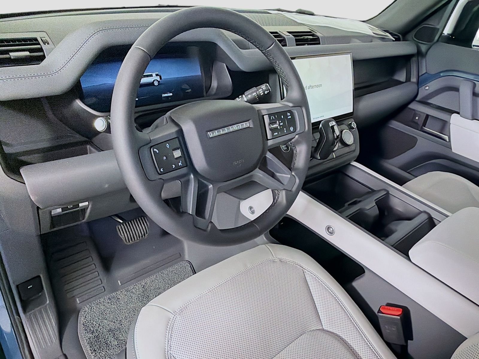 New 2026 Tasman Blue Land Rover X-Dynamic SE image 10