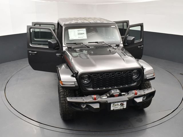 New 2026 Granite Crystal Metallic Clear-Coat Exterior Paint Jeep Shadow Ops image 25