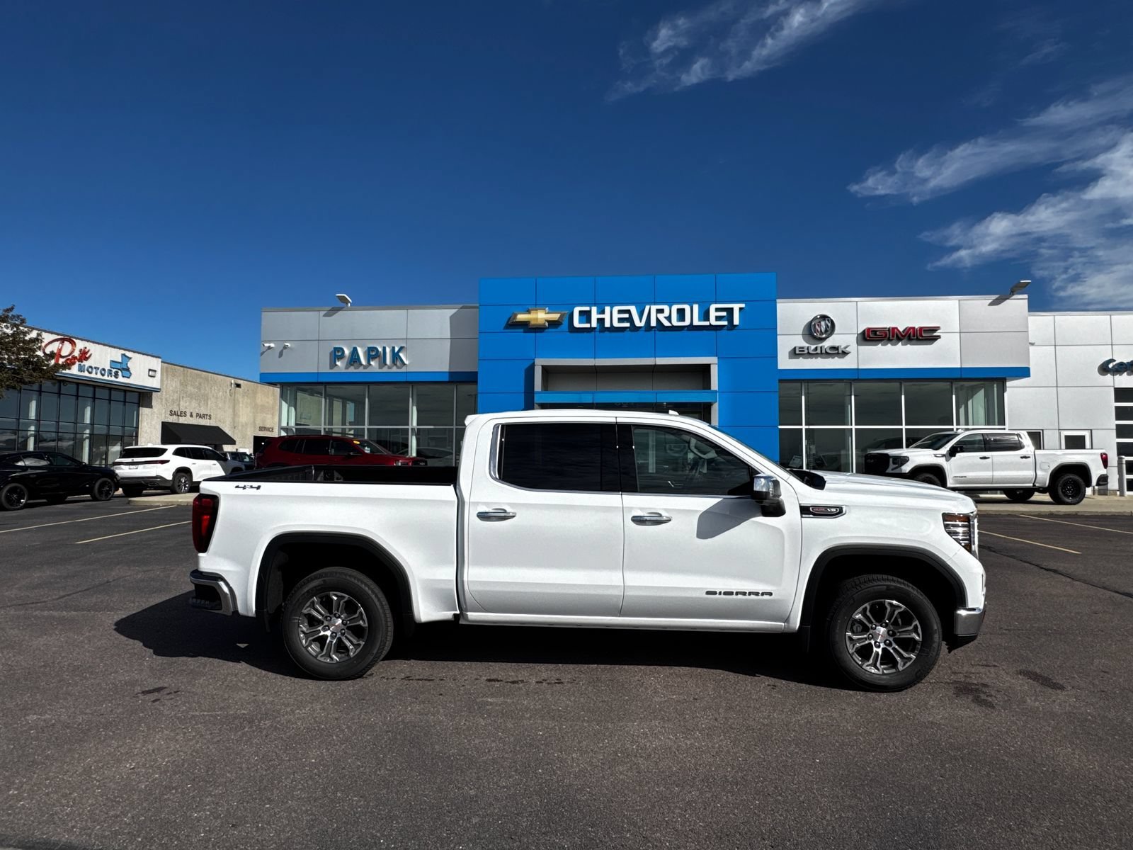 New 2026 Summit White GMC SLT image 1