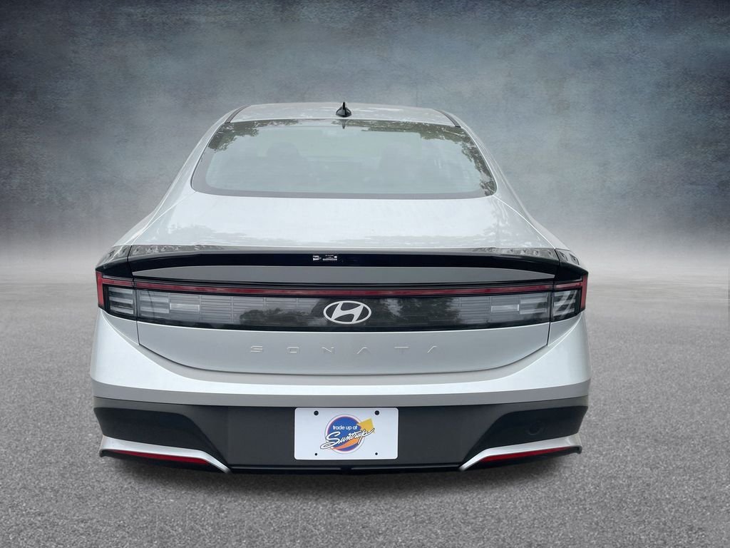 Certified Used 2026 Aero Silver Hyundai SE image 32