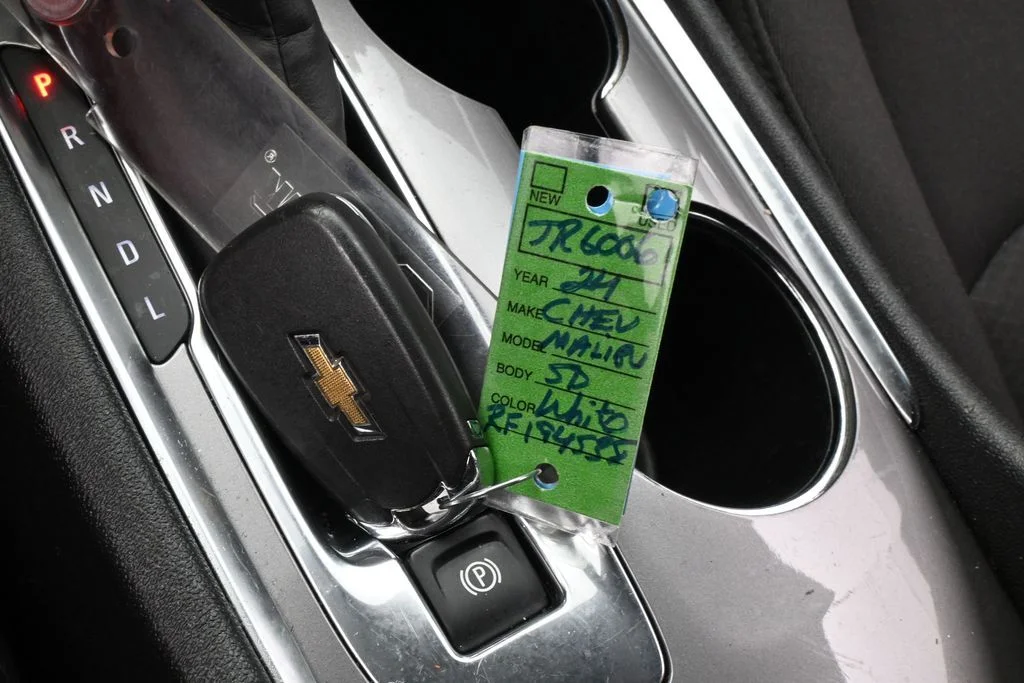 Used 2024 Summit White Chevrolet LT image 22