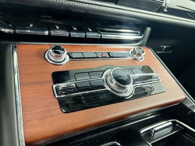 Used 2021 Blue Lincoln Reserve image 24