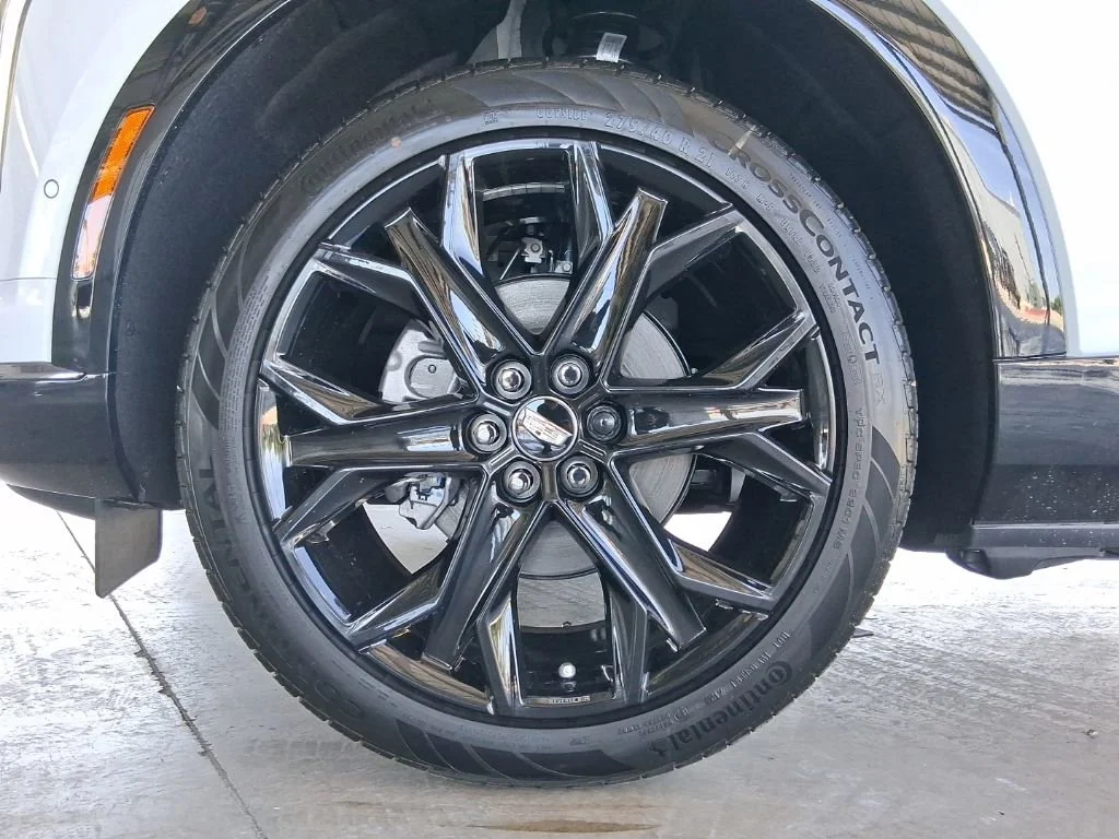 2026 Cadillac OPTIQ Sport - Photo 30