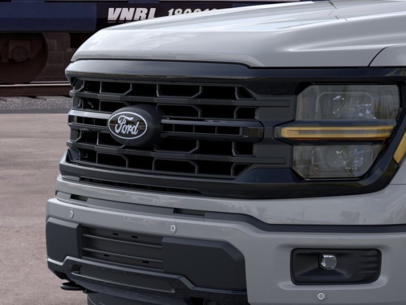 New 2026 Avalanche Ford XLT image 17