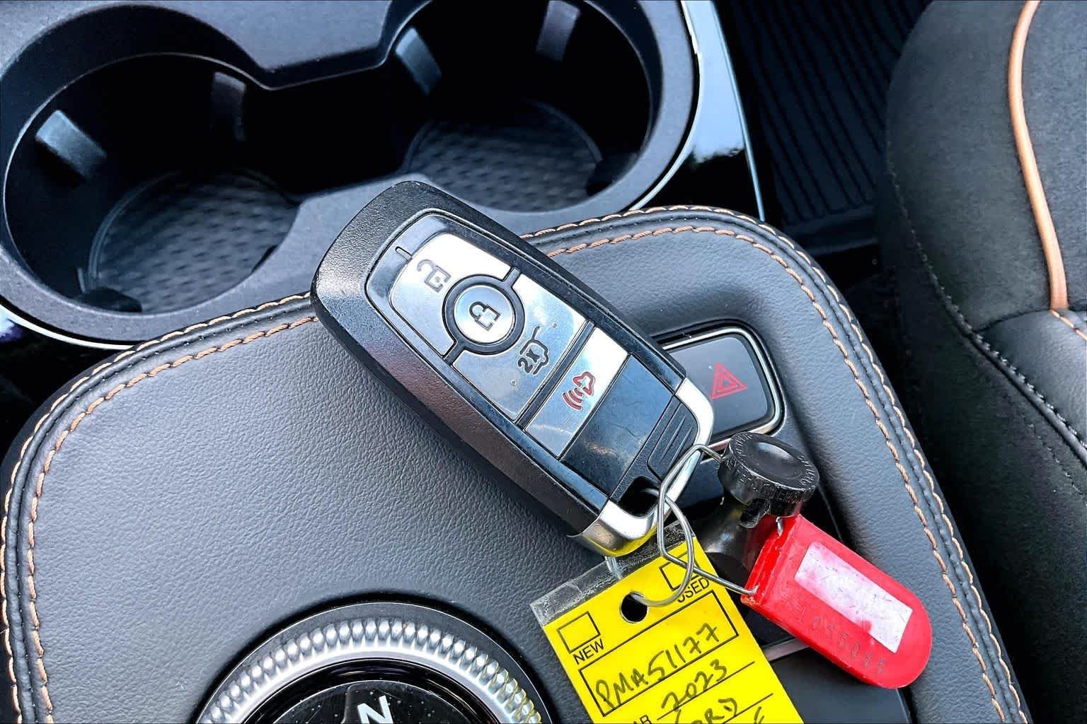 Used 2023 Cyber Orange Metallic Tricoat Ford GT image 18