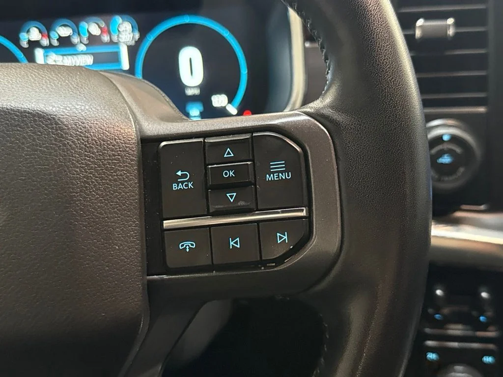 Used 2023 Black Ford Lariat image 19