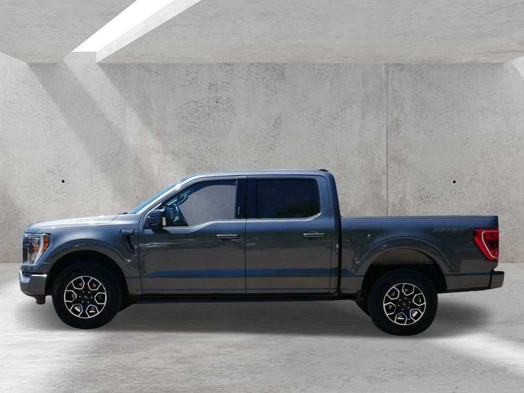 Certified Used 2022 Gray Ford XLT image 5