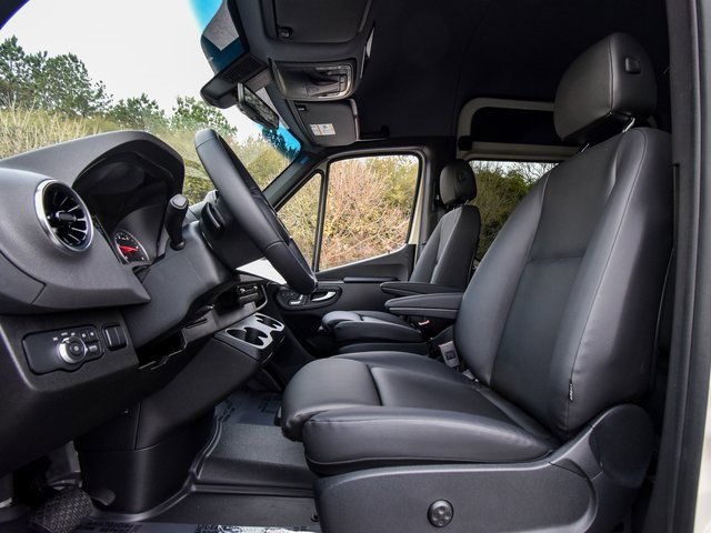 New 2026 Pebble Gray Mercedes-Benz Crew 144 WB image 46