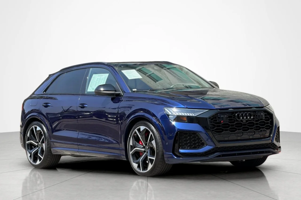 Used 2024 NAVARRA BLUE METALLI Audi  image 7