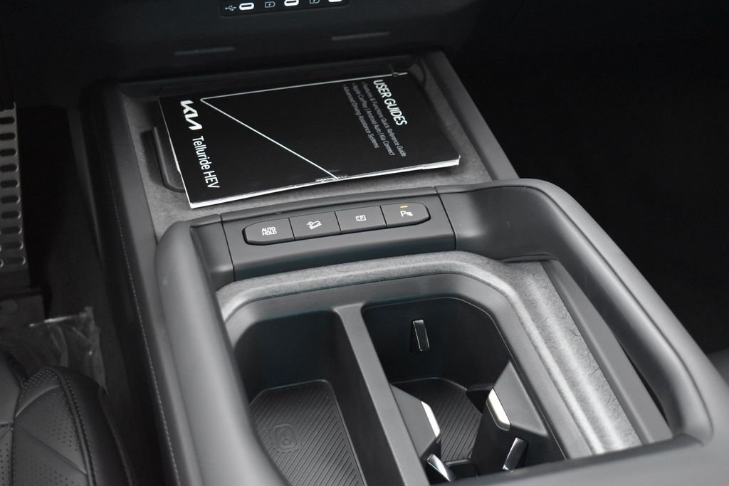 New 2027 Glacial White Pearl Kia SX image 17