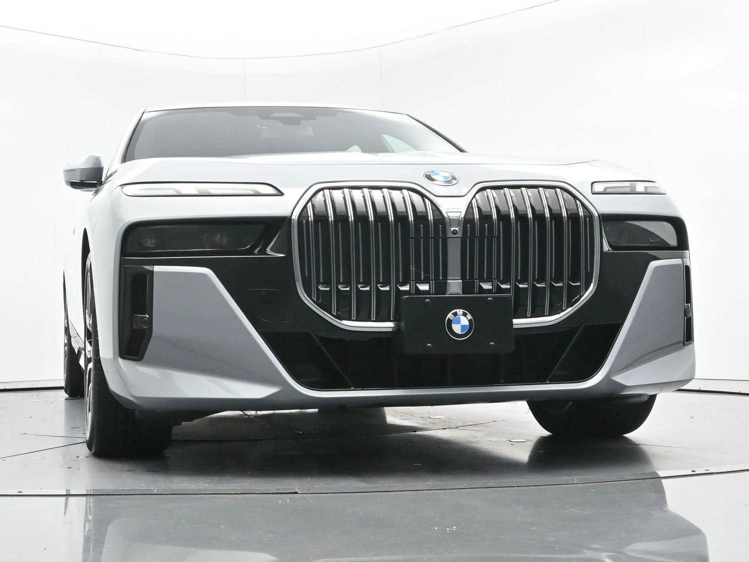 Used 2024 Brooklyn Grey Metallic BMW 740i xDrive image 52