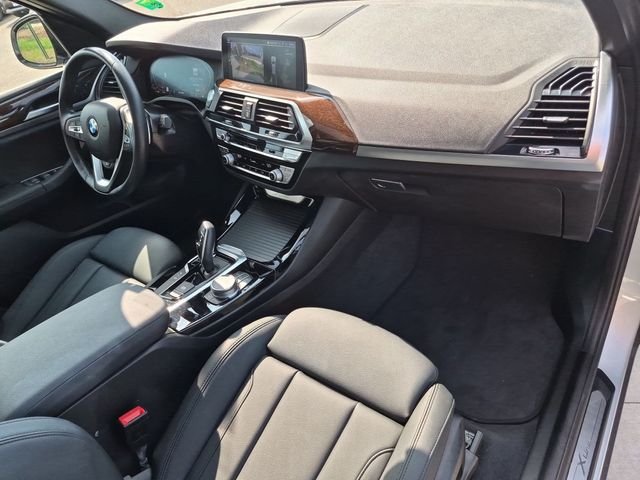 Used 2021 Silver BMW xDrive30i image 35
