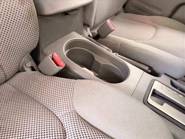 Used 2019 Red Nissan SV image 9