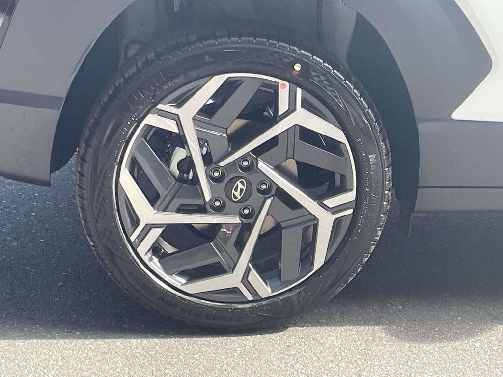 New 2026 White Hyundai SEL Premium FWD image 7