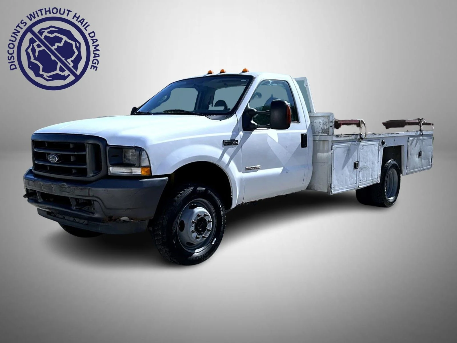 Used 2004 White Ford XL image 1