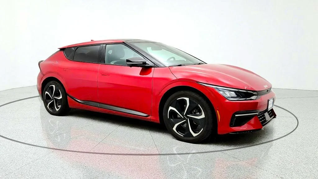 Used 2022 Runway Red Kia GT-Line AWD w/ Suede Seat Package image 3