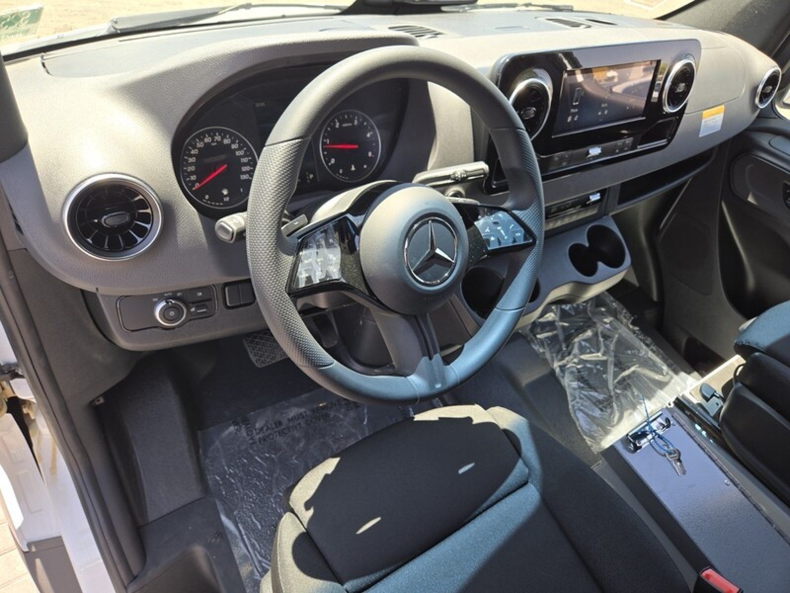 2025 Mercedes-Benz Sprinter Crew Van Base - Photo 12